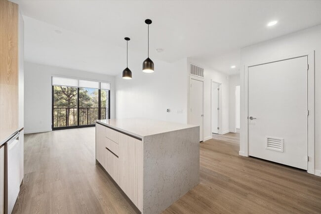 Photo - 1 Riva Row Unit 406