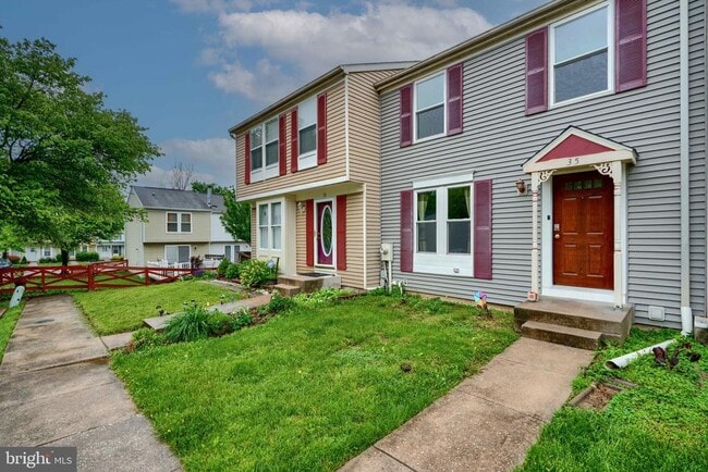 Photo - 35 Trailwood Rd Townhome