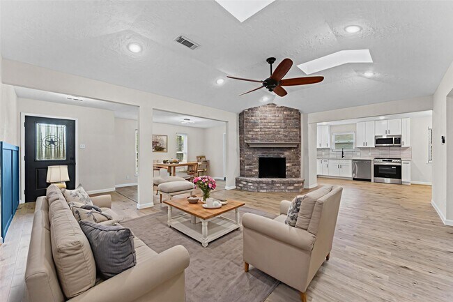 Photo - 27241 Wells Ln