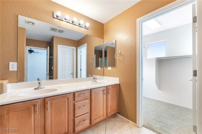 Photo - 2621 Le Pontet Terrace