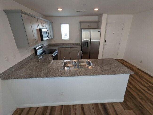 Photo - 12103 Mojave Gold Rd