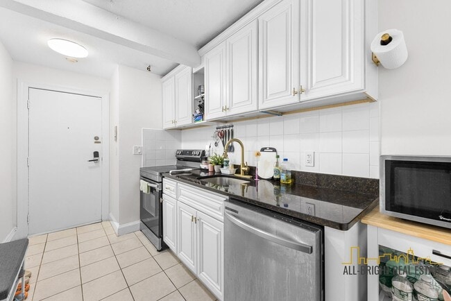 Photo - Awesome location one bedroom in Allston