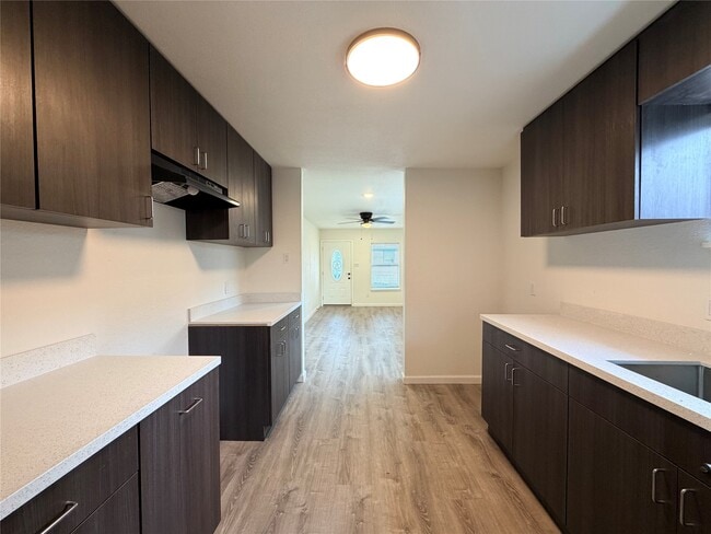 Photo - 5130 Engleford St