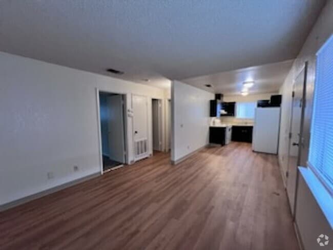 Building Photo - 1934 K St Unit 1934 K St Rental