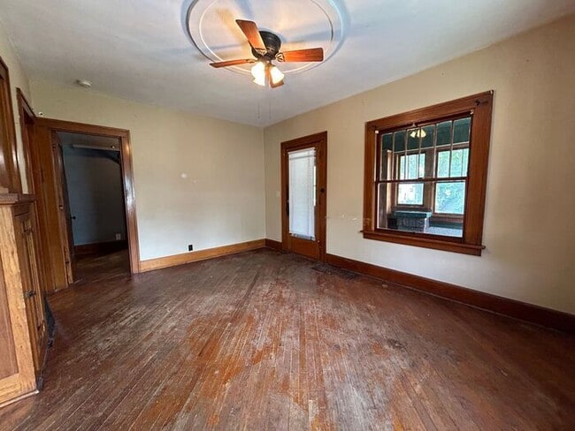 Photo - $1,800 | 3 Bedroom, 2 Bathroom Multi Floor...