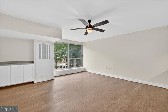 800 4th St SW Unit S221
