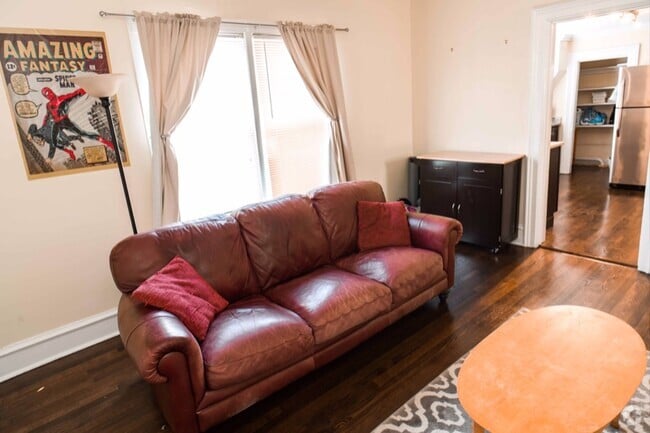 Building Photo - 3442 S Emerald Ave Rental