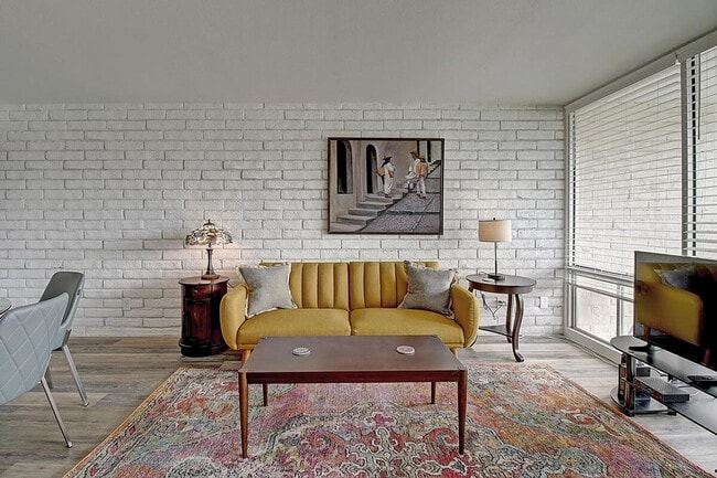 Photo - 1421 Eleventh St Unit FL1-ID1023193P