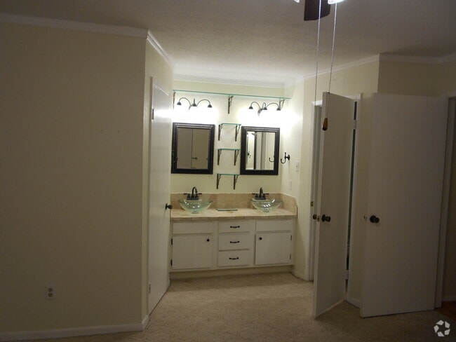 Building Photo - 9000 Bissonnet St Unit 1004 Rental