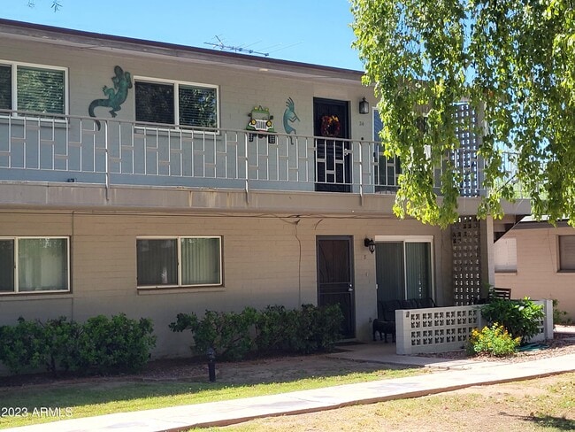 Building Photo - 5550 N 12th St Rental
