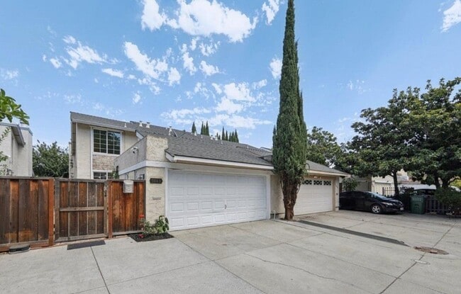 Photo - 1040 N Capitol Ave