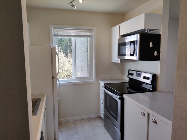 Photo - 12429 NE 130th Ct Unit G206