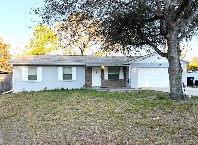 Photo - 137 N Nowell St