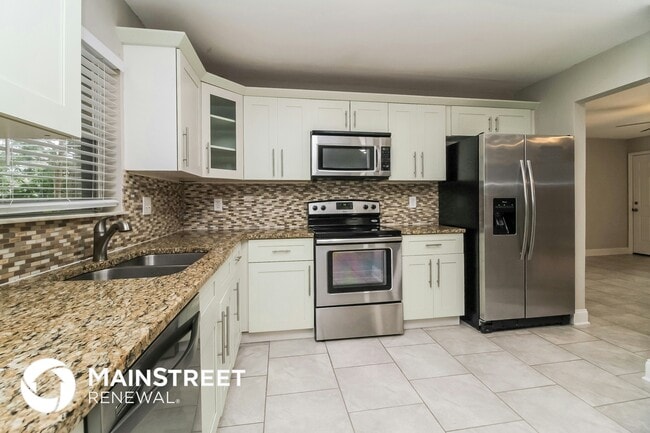 Photo - 605 Crosby Dr