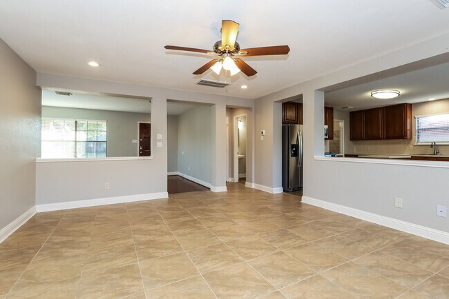 29623 Legends Bluff Dr