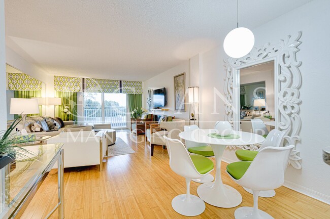 Photo - 2 bedrooms, 1 bath Condo located near the ... Unit 405