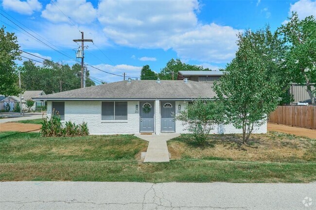 Building Photo - 303 S Magnolia St Rental