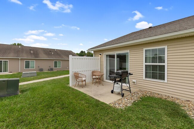 Photo - Redwood Canal Winchester