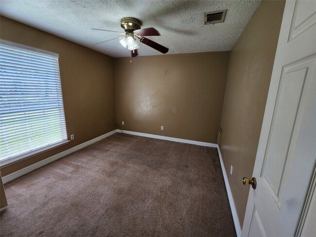 Photo - 1314 Mossridge Dr