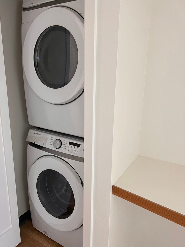 Photo - 1219 Laurel St Unidad 1219