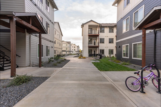 Photo - Woodburn Place Apartment Homes
