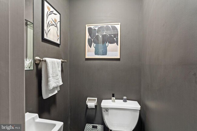 Photo - 3 Willings Alley