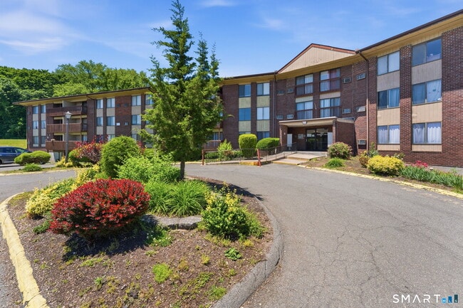 Photo - 2316 Cromwell Hills Dr Unit 2316