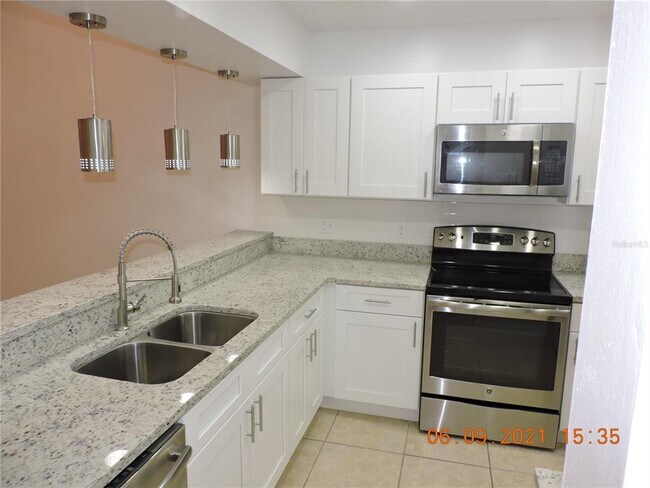 Photo - 8238 Sandpoint Blvd