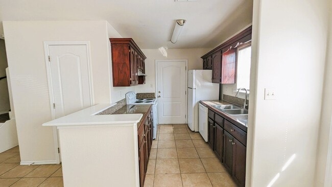 Photo - 813 W Arroyo Park Ln Unidad B