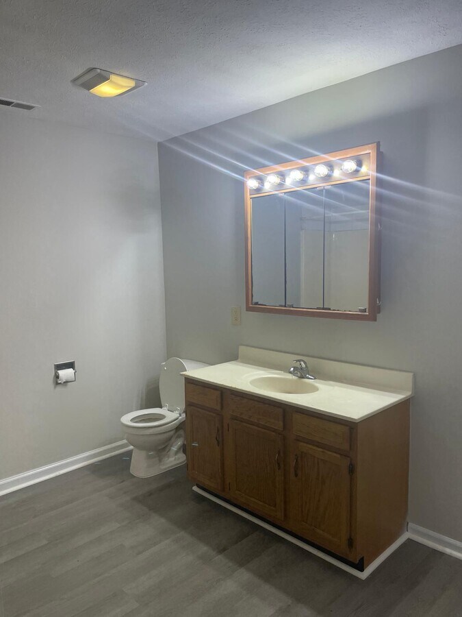 Photo - Rochester Manor