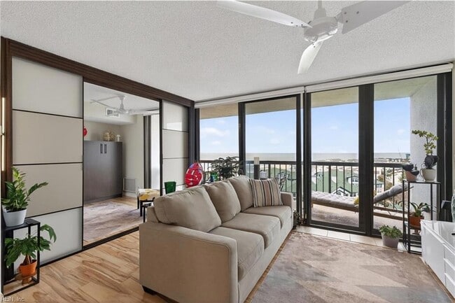 Photo - 3288 Page Ave Unidad 1103