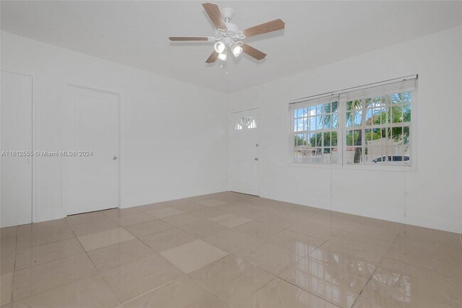 Photo - 4200 NW 14th Ave Unit 4202