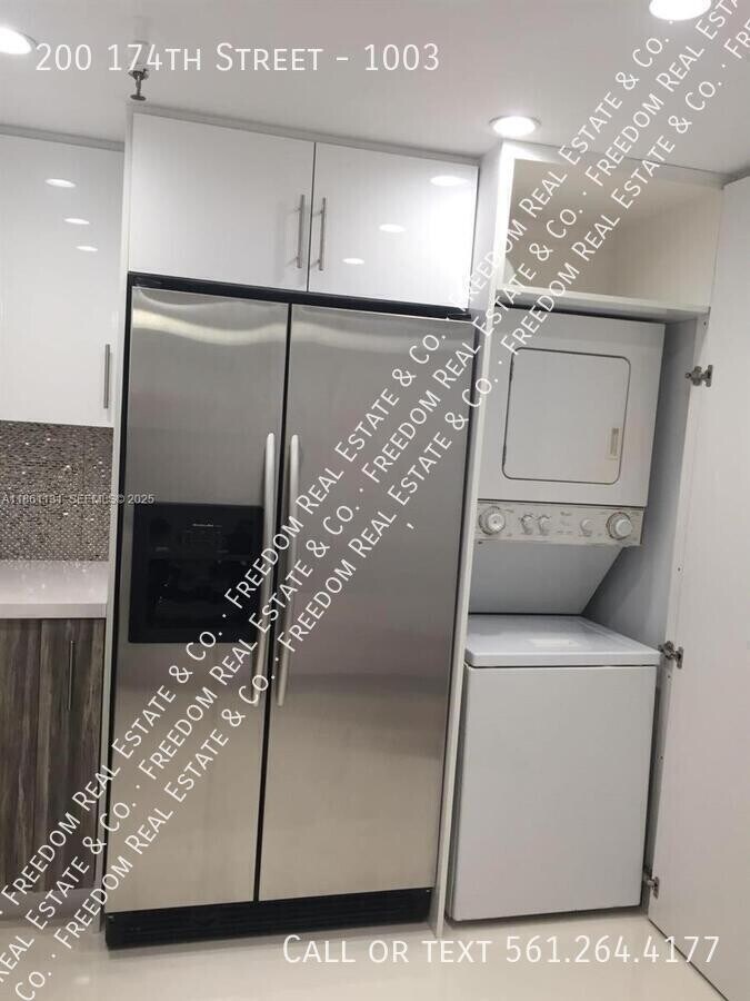 Photo - 200 174th St Unit 1003