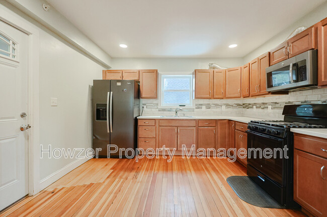 Photo - 285 Green St Unit Apt 3