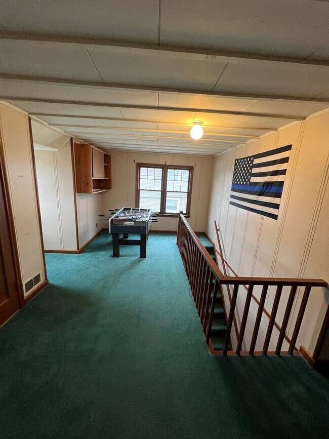 Photo - Very Spacious 4 Bedroom 2 1/2 Bath House Close to Campus!