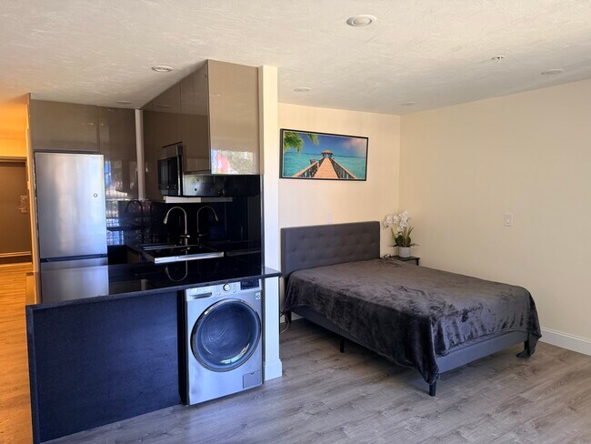 1028 Commonwealth Ave Unit 201