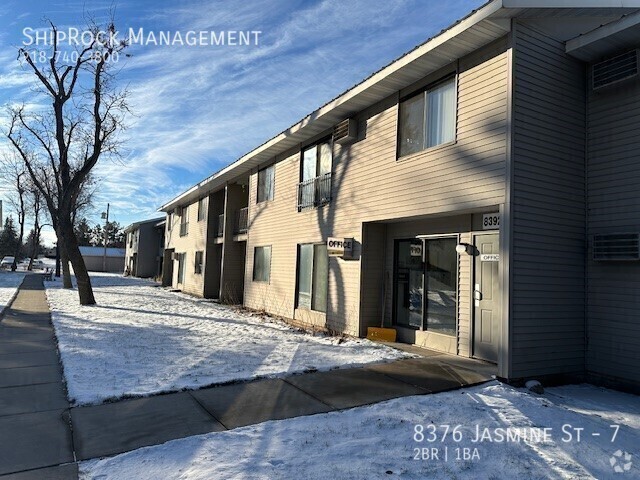 Building Photo - Meadowbrook 8379-#7 Unit 7 Rental