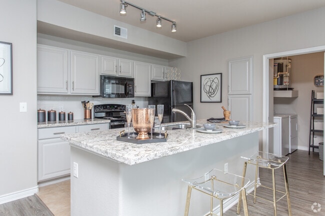 2 Br, 2 Ba - 1194 SF - Kensington Crossings
