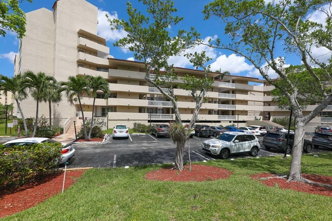 Photo - 7081 Environ Blvd Unit 143