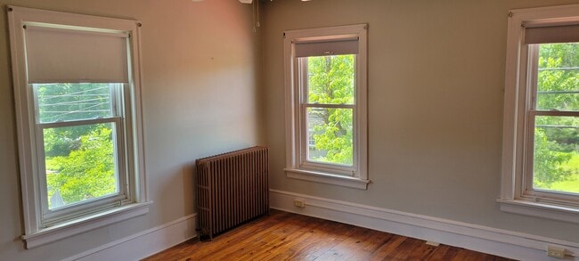 Photo - 1118 Station Rd