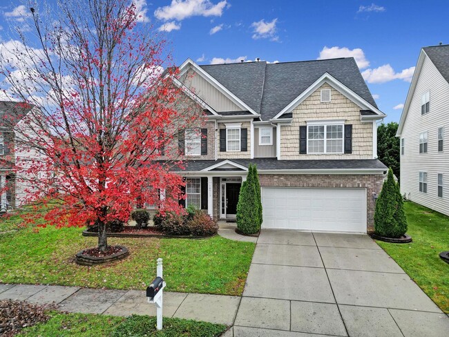 Stunning 5 Bed 3 Bath home in Davidson! - Stunning 5 Bed 3 Bath home in Davidson!