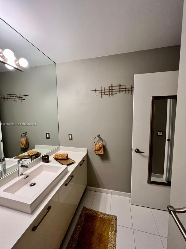 Photo - 151 SE 1st St Unit 1206