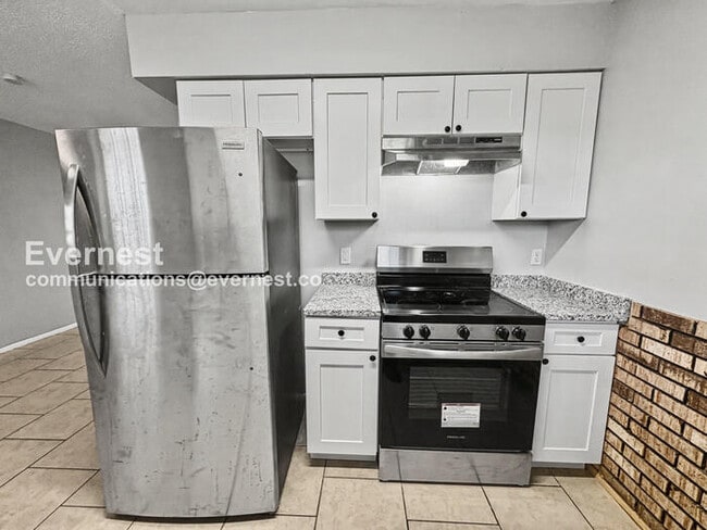 Photo - 1649 Valeview Ct