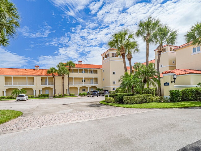 Photo - 5060 Harmony Cir Unit # 304
