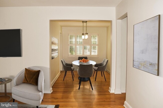 Photo - 304 Moncure Dr