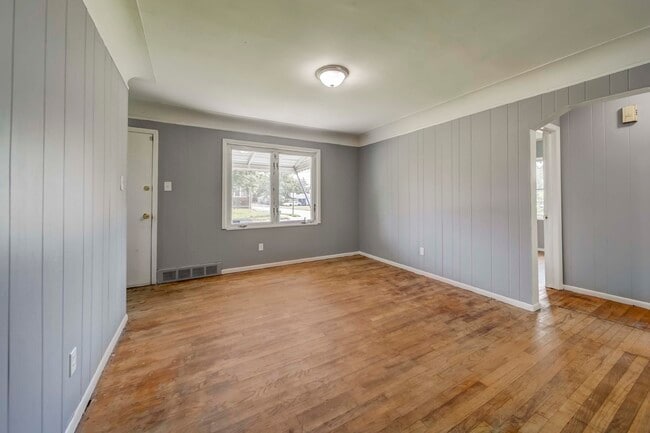 Photo - 24501 Fern Ave