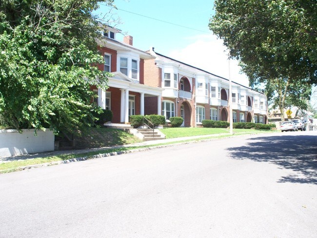 Summit Place - Summit Place Apartments