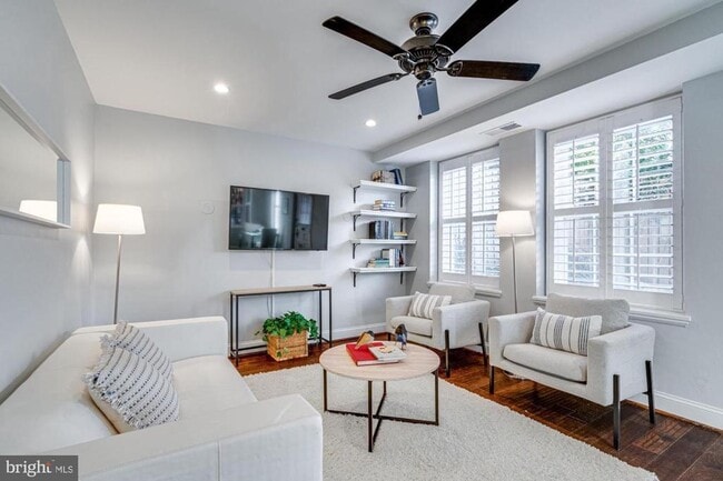 Photo - 4224 32nd St S