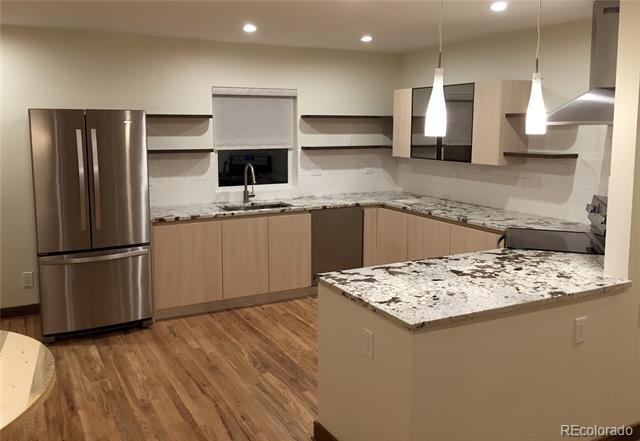 Building Photo - 3215 9th St Rental