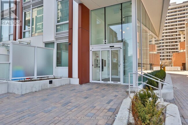 Photo - 33 Helendale Ave Unité 911